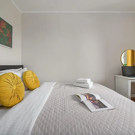 Lumina I 3-room With Parking & Balcony I Ac I Near Pge Narodowy Apartamento *