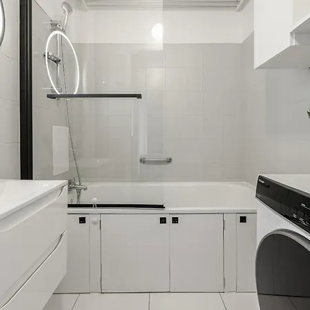 Apartament Lumina I 3-room With Parking&balcony I Ac I Near Pge Narodowy Warszawa